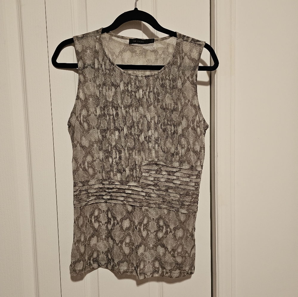 New The Limited sleeveless shell